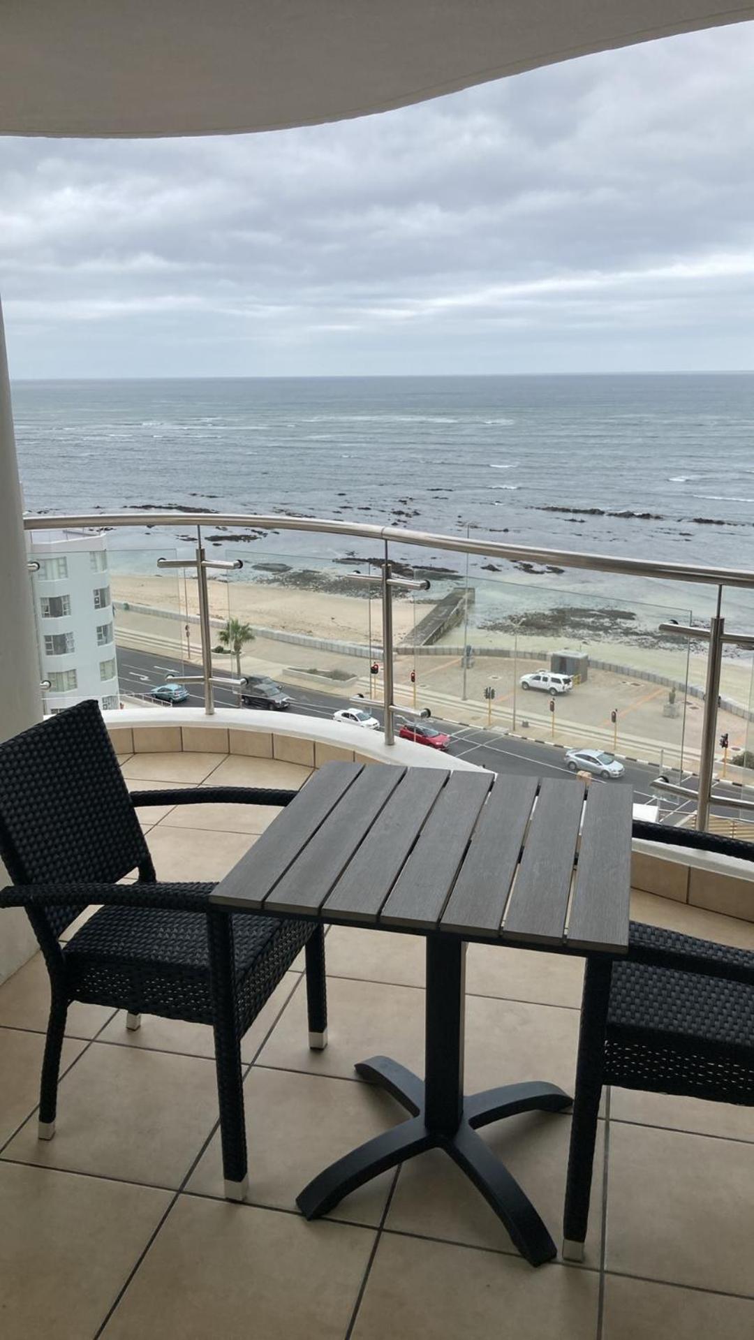 Hibernian 10.02 Apartment *